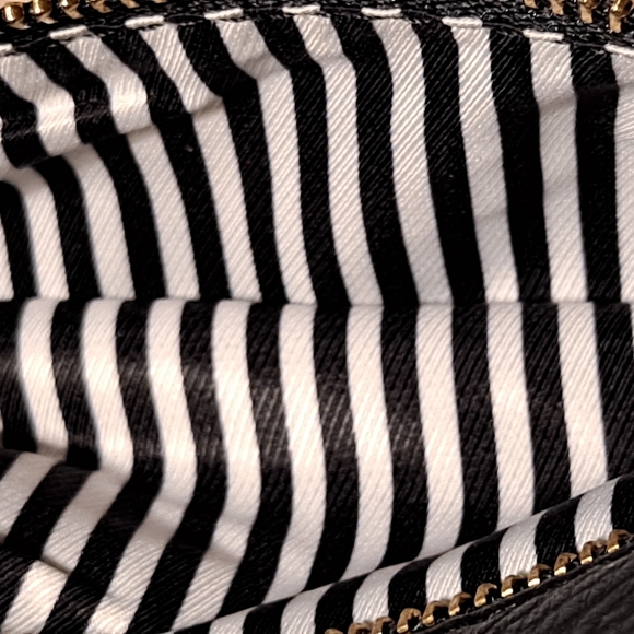 KATE SPADE LITTLE MURPHY COBBLE Hill SATCHEL & WRISTLET. BEE HIGHLAND PLACE - Picture 8 of 15